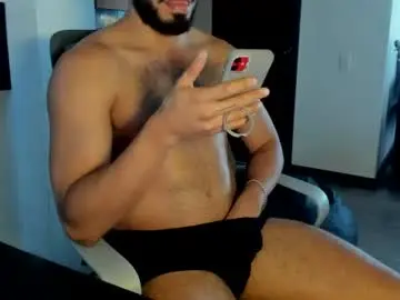 Chaturbate Watch Live Sex Cams of aquiles0224