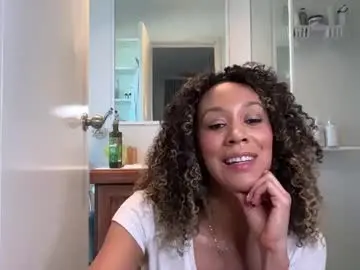 Chaturbate Live Sex Cam of luvreesa