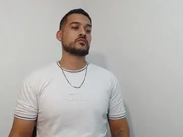 Chaturbate Live Sex Cam of _christopher_dennis_