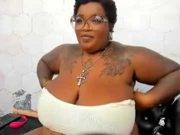 Chaturbate Live Sex Cam of anaa_fuentess