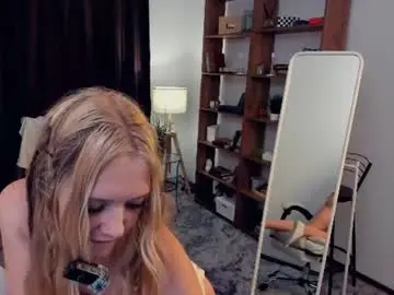 Chaturbate Live Sex Cam of dennabetters