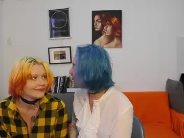 Chaturbate Live Porn of fox_and_dog