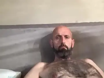 Chaturbate Live Sex Cam of izzysboytoy1