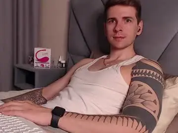 Chaturbate Best live sex cam show of mr_longboy