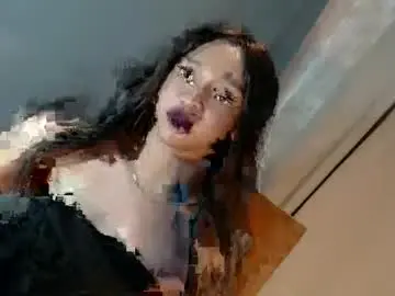 Chaturbate Live Sex Cam of yourslutty_stella69