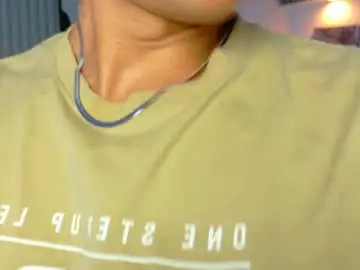Chaturbate Sex Chat of andyjustgame_