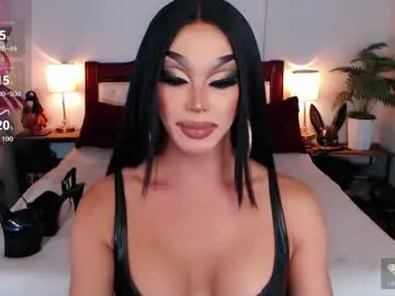Chaturbate Live Porn of jenifers_body