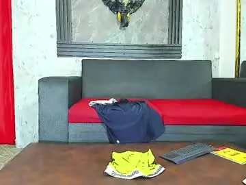 Chaturbate Live Sex of yulian_23