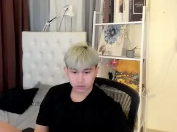 Chaturbate Free Live Porn of davincihugecock