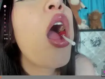 Chaturbate Free Live Porn of mia_helll