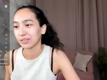 Chaturbate Free Live Porn of yummy_lamii