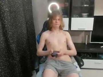 Chaturbate Live Sex Cam of andrew_bolden