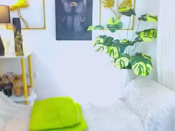 Chaturbate Live Porn of enchantingaurora