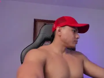 Chaturbate Best live sex cam show of roy__constance