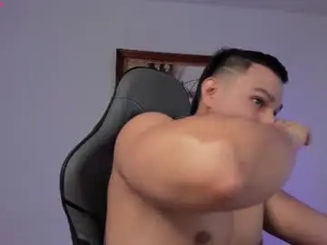 Chaturbate Adult Video Chat of roy__constance