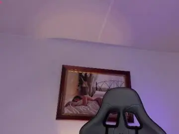 Chaturbate Best live sex cam show of roy__constance