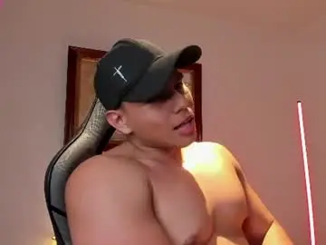 Chaturbate Free Porn Cam of roy__constance