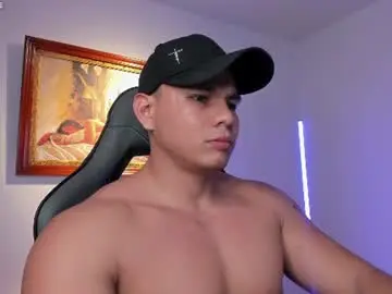 Chaturbate Nude Webcam of roy__constance