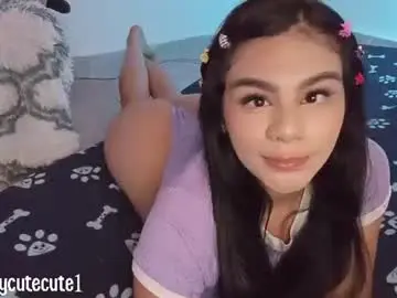 Chaturbate Nude Webcam of saray_cute_