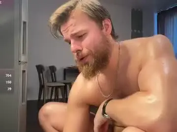 Chaturbate Watch Live Sex Cams of shavarace1