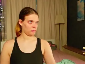 Chaturbate Live Sex of kiki_krash