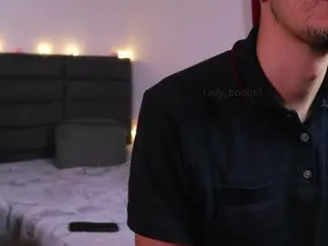Chaturbate Adult Video Chat of lady_boobs1