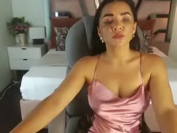 Chaturbate Free Live Porn of longina_15