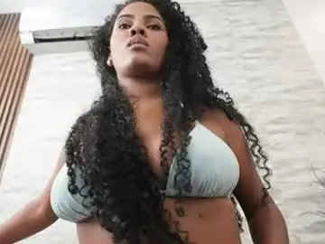 Chaturbate Nude Webcam of naomixjones1