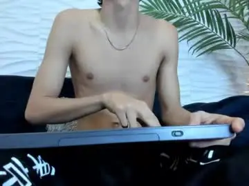 Chaturbate Live Porn of pavo_tv