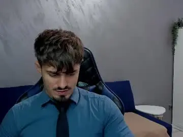 Chaturbate Live Sex Cam of greekgod199