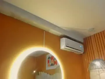 Chaturbate Free Porn Cam of noa_moon