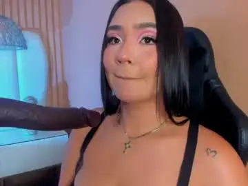 Chaturbate Free Porn Cam of noa_moon