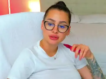 Chaturbate Live Sex of divineluxe