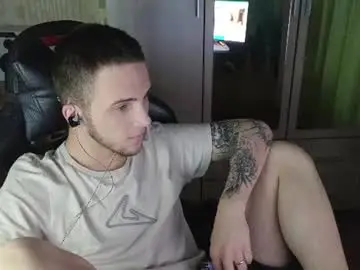 Chaturbate Adult Webcams of golden_boyyy21