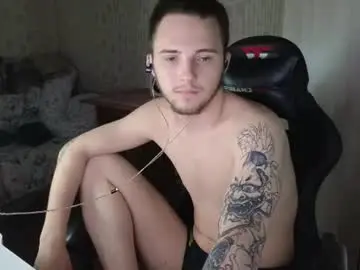 Chaturbate Free Porn Cam of golden_boyyy21