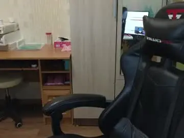 Chaturbate Watch Live Sex Cams of golden_boyyy21