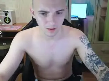Chaturbate Live Sex of golden_boyyy21