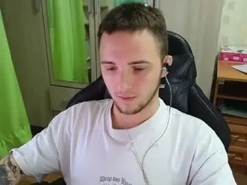 Chaturbate Adult Webcams of golden_boyyy21
