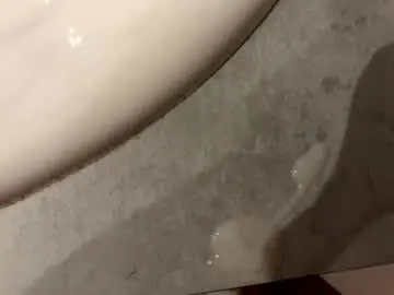 Chaturbate Live Sex Cam of squirtlover68218