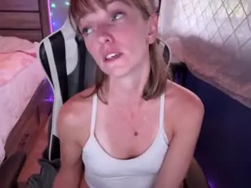 Chaturbate Sex Cam of ajmiller25