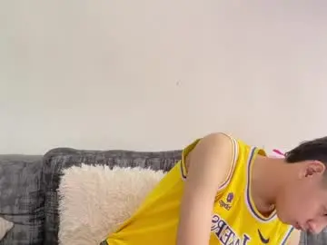Chaturbate Watch Live Sex Cams of andy_belier