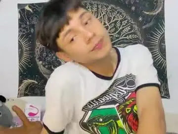 Chaturbate Live Sex of andy_belier