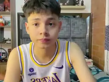 Chaturbate Free Live Porn of andy_belier