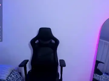 Chaturbate Sex Cam of emmax_x
