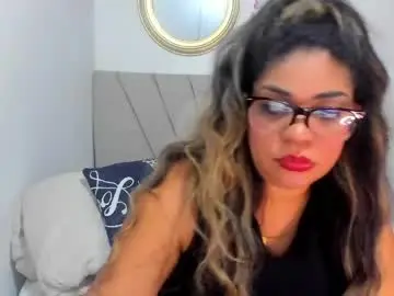 Chaturbate Nude Webcam of latinamav22