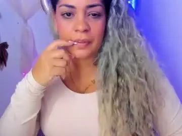 Chaturbate Live Sex of latinamav22