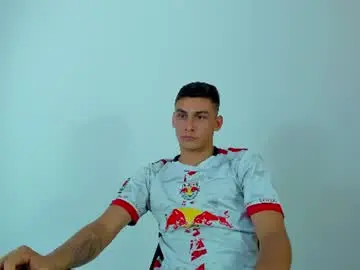 Chaturbate Nude Webcam of max_wild01