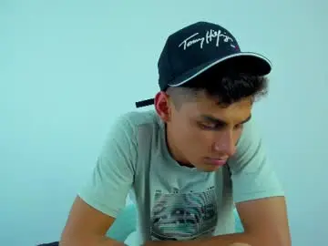 Chaturbate Free Porn Cam of max_wild01