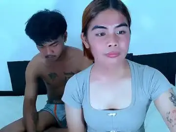 Chaturbate Adult Video Chat of mikhayla_and_zeus_room