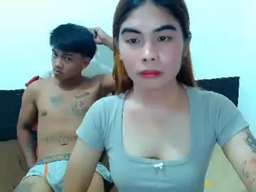 Chaturbate Watch Live Sex Cams of mikhayla_and_zeus_room